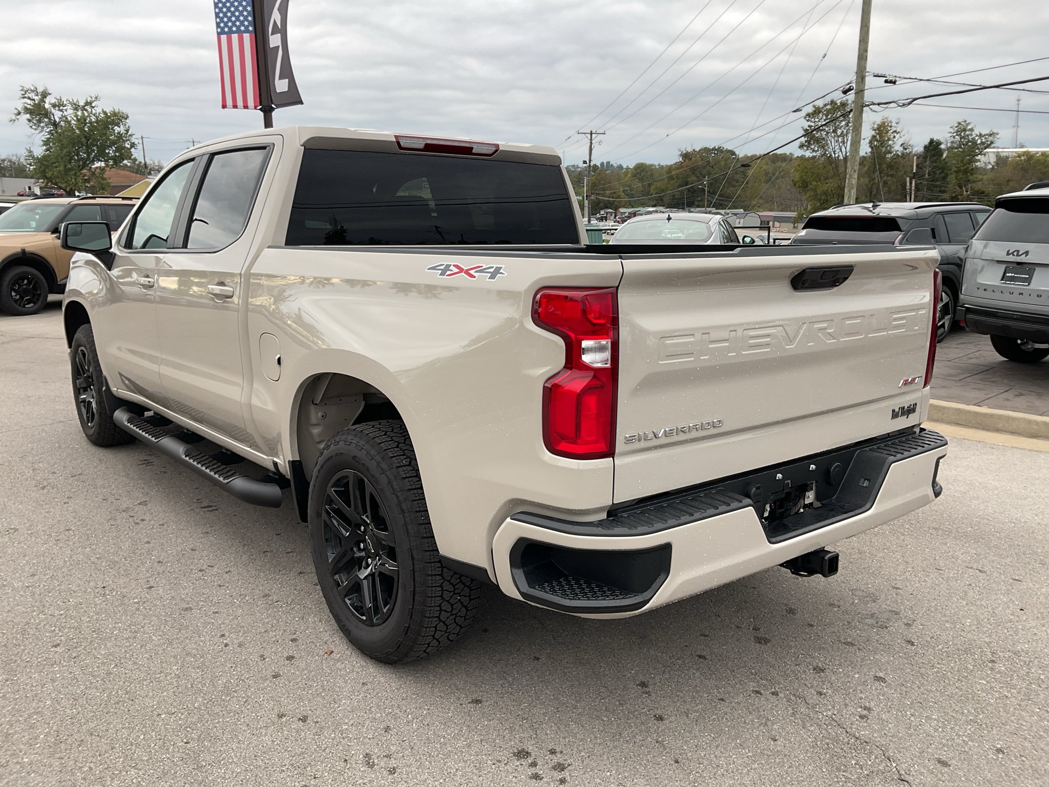 Used 2026 White Sands Chevrolet RST image 9