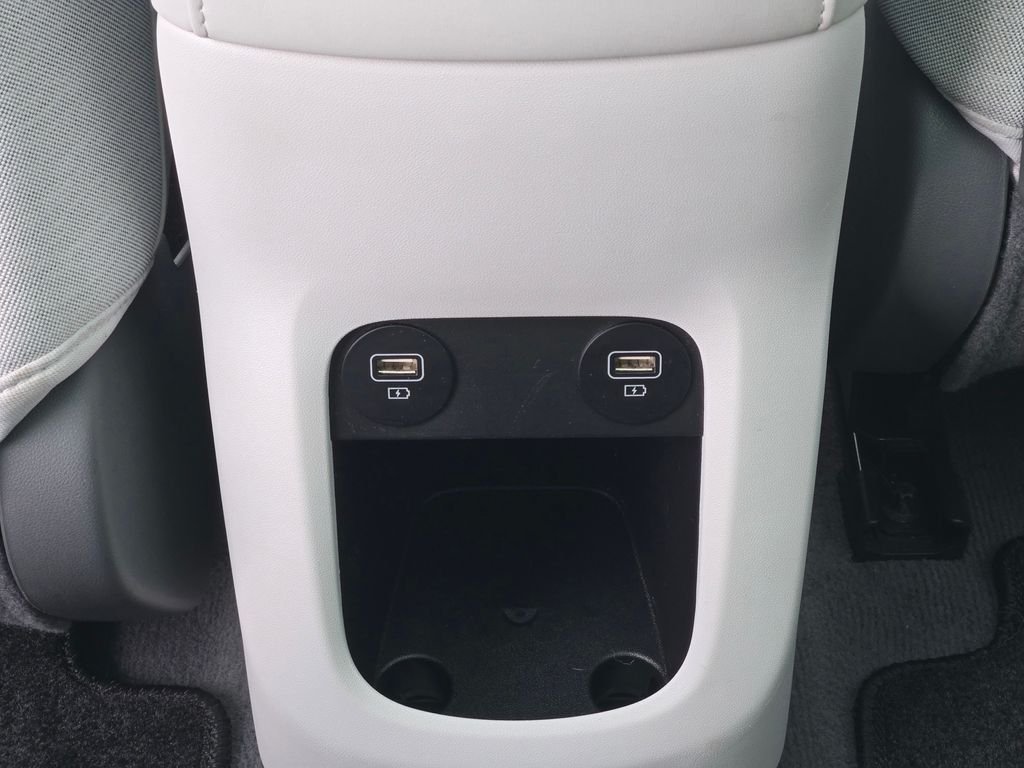 2023 Hyundai IONIQ 5 Limited - Photo 27