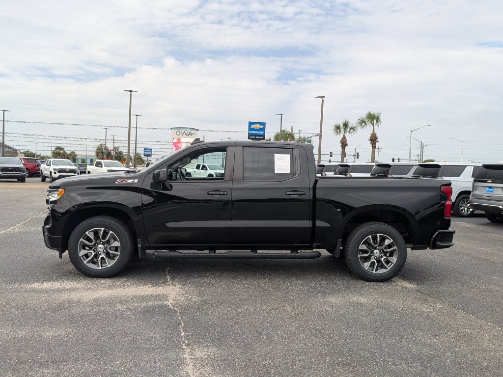 Used 2023 Black Chevrolet RST image 2