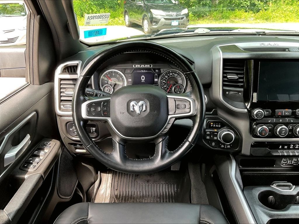 Used 2022 Blue Ram Big Horn/Lone Star image 17