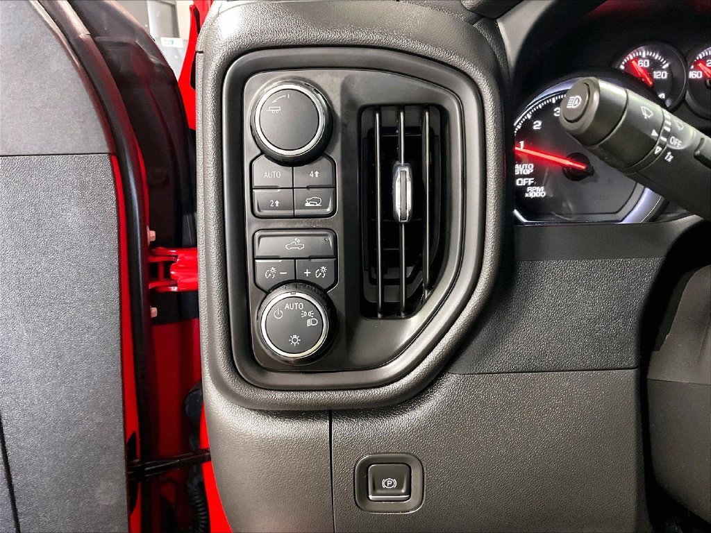 Used 2023 Red Chevrolet Custom image 25