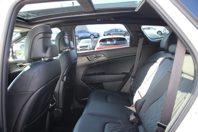 Used 2024 White Kia X-Line image 24