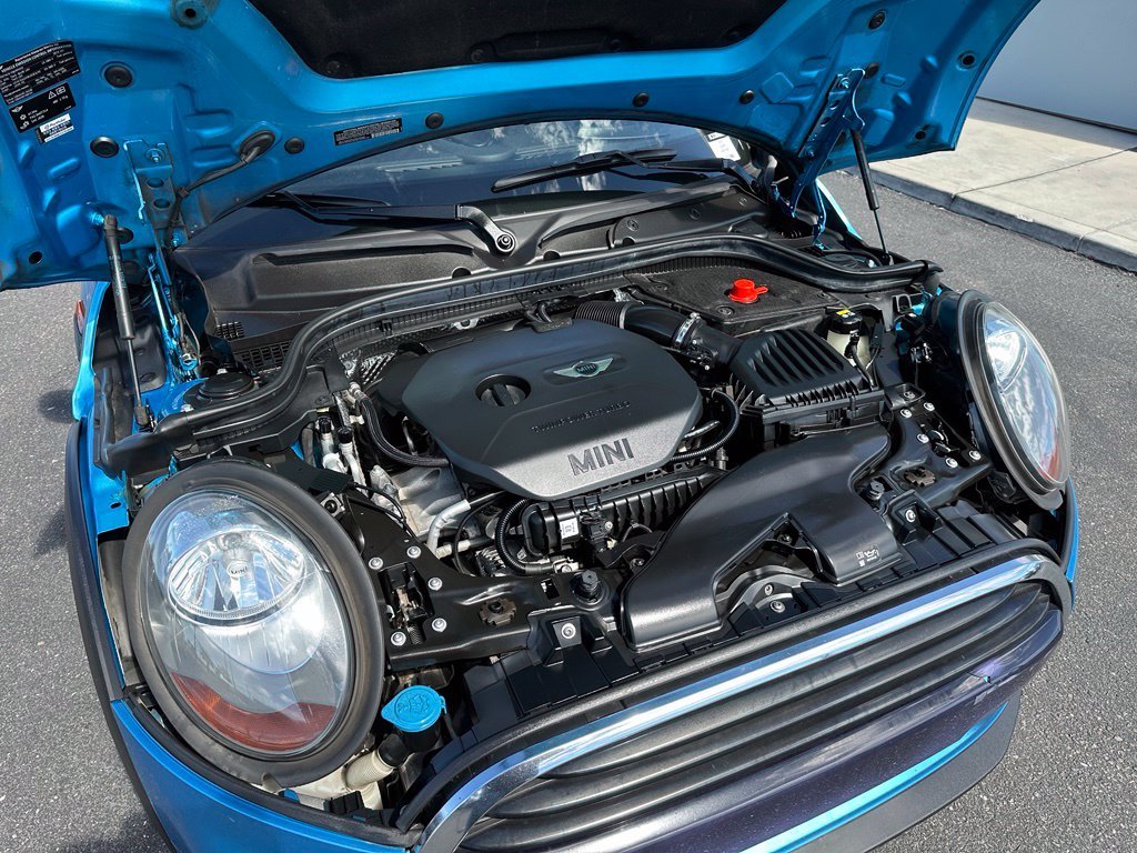Used 2016 Blue MINI Base image 23