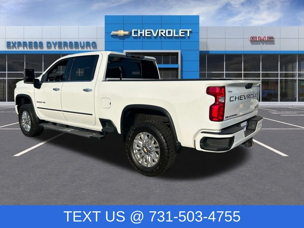 Used 2022 White Chevrolet High Country image 5