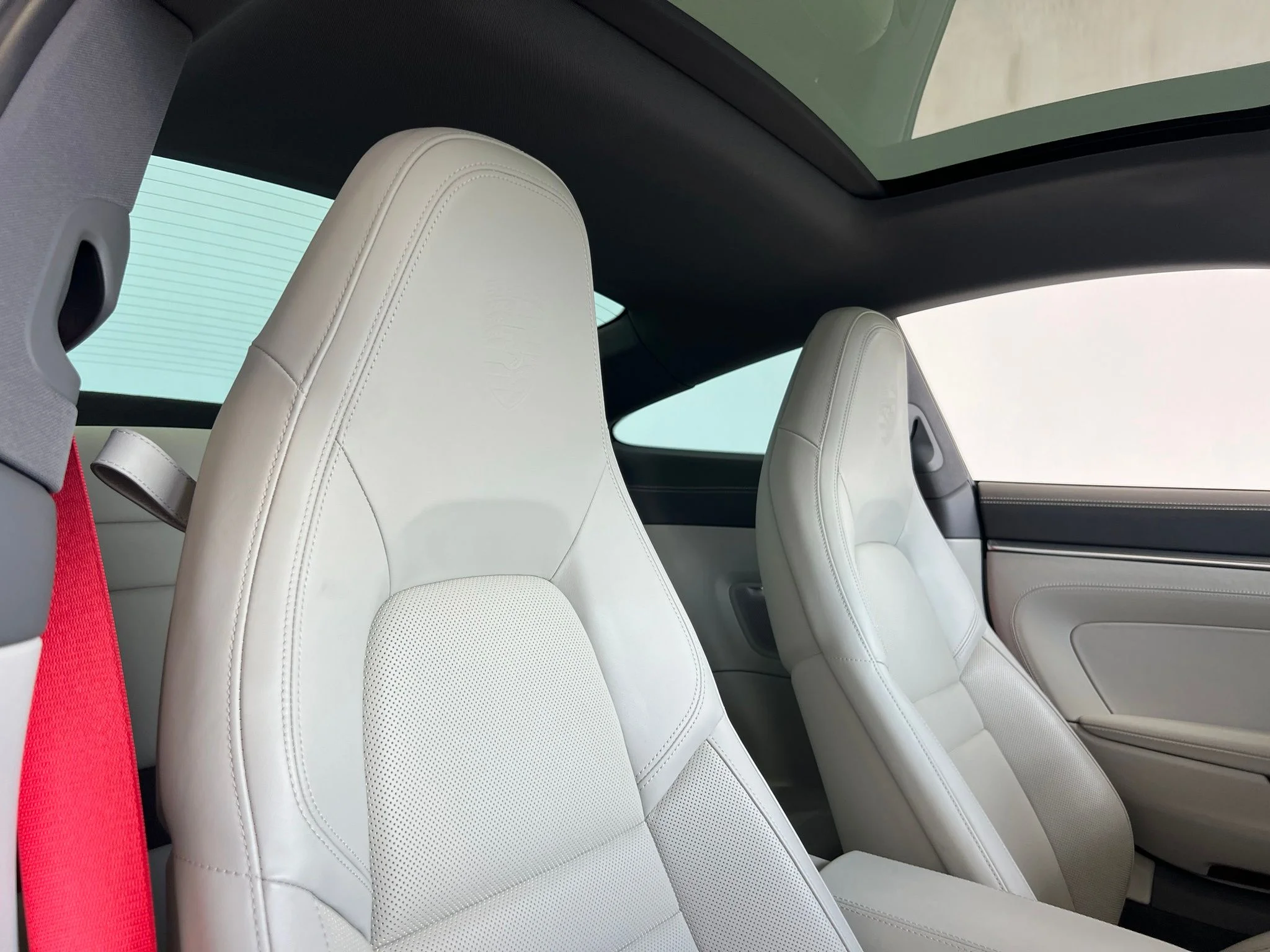 Used 2020 White Porsche Carrera 4S image 18