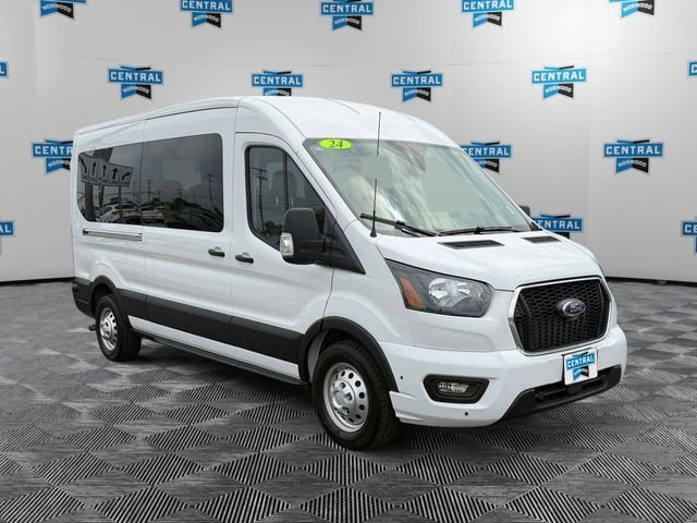 Used 2024 White Ford XLT image 7