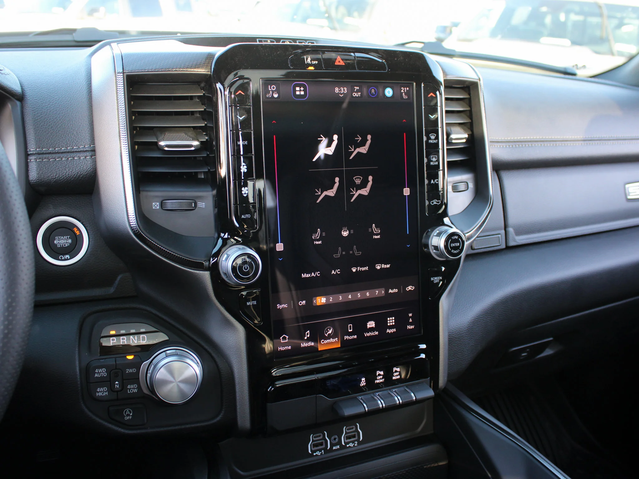 New 2026 Black RAM Sport* image 20
