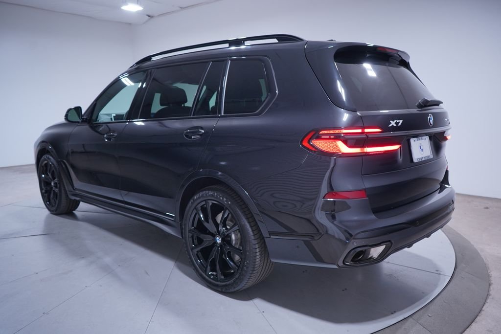 Used 2026 Black Sapphire Metallic BMW xDrive40i image 3