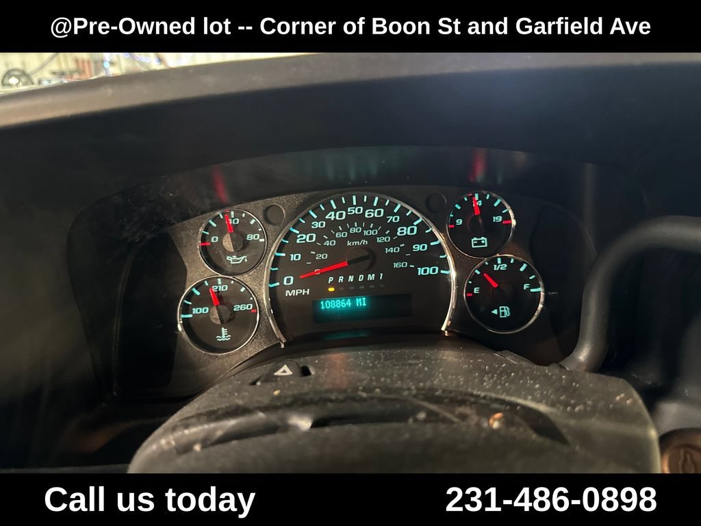 Used 2013 SUMMIT WHITE Chevrolet BASE image 21