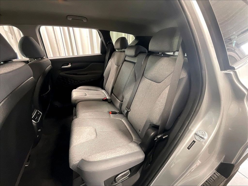 Used 2023 Silver Hyundai SE image 15