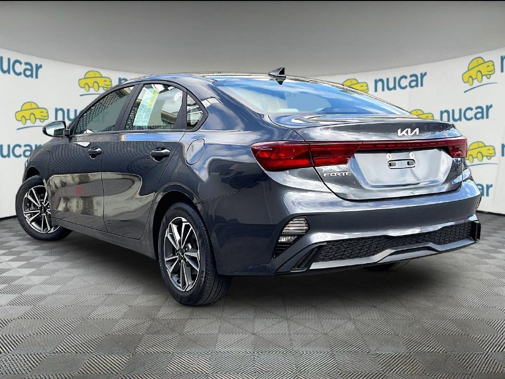 Used 2023 Gray Kia LXS image 4
