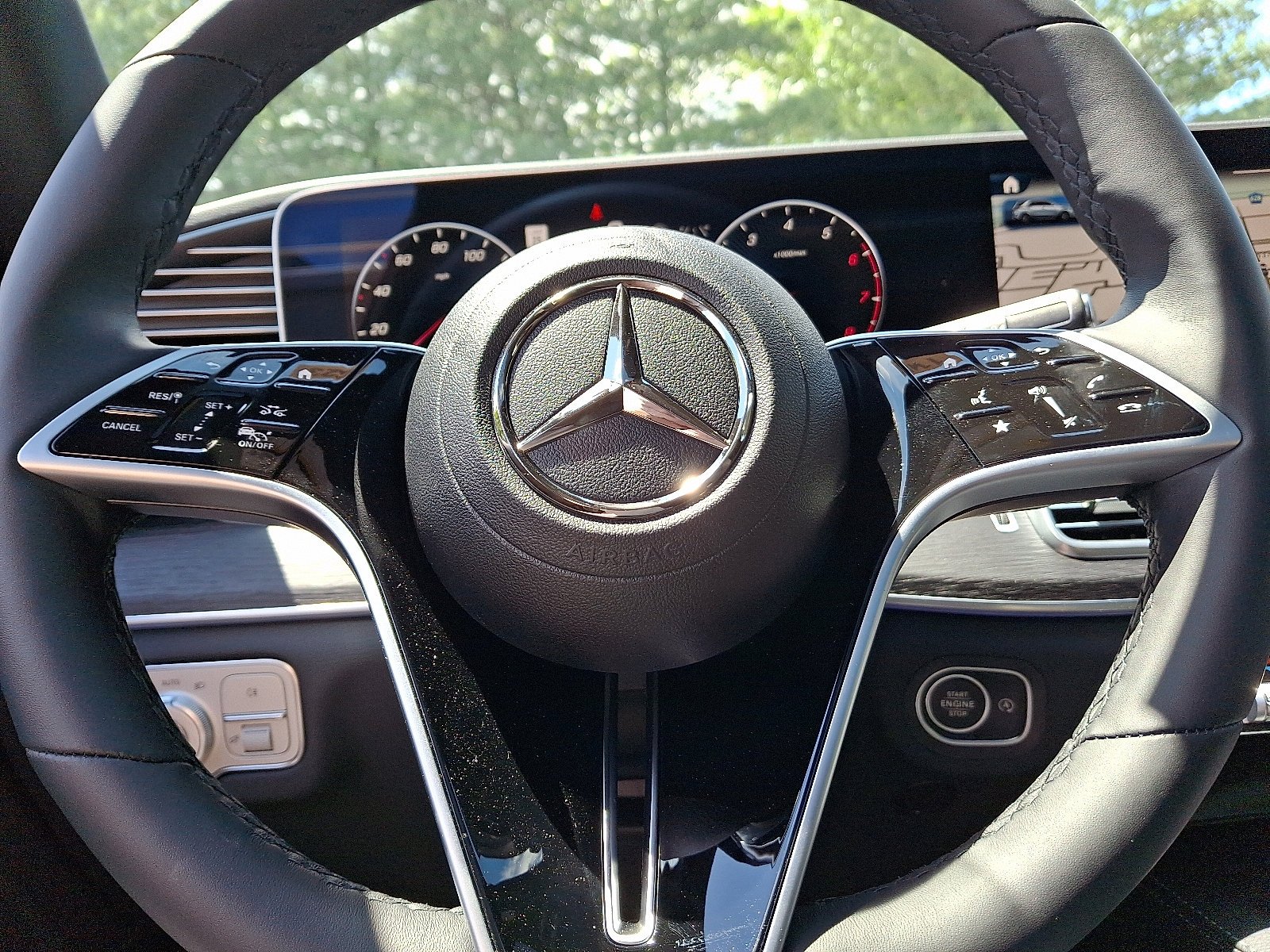 New 2026 MANUFAKTUR Alpine Grey Mercedes-Benz GLE 450 image 12