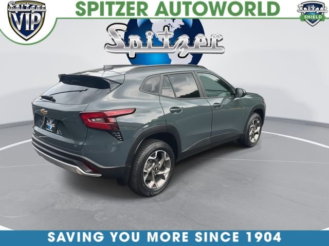 Used 2025 Gray Chevrolet LT image 10