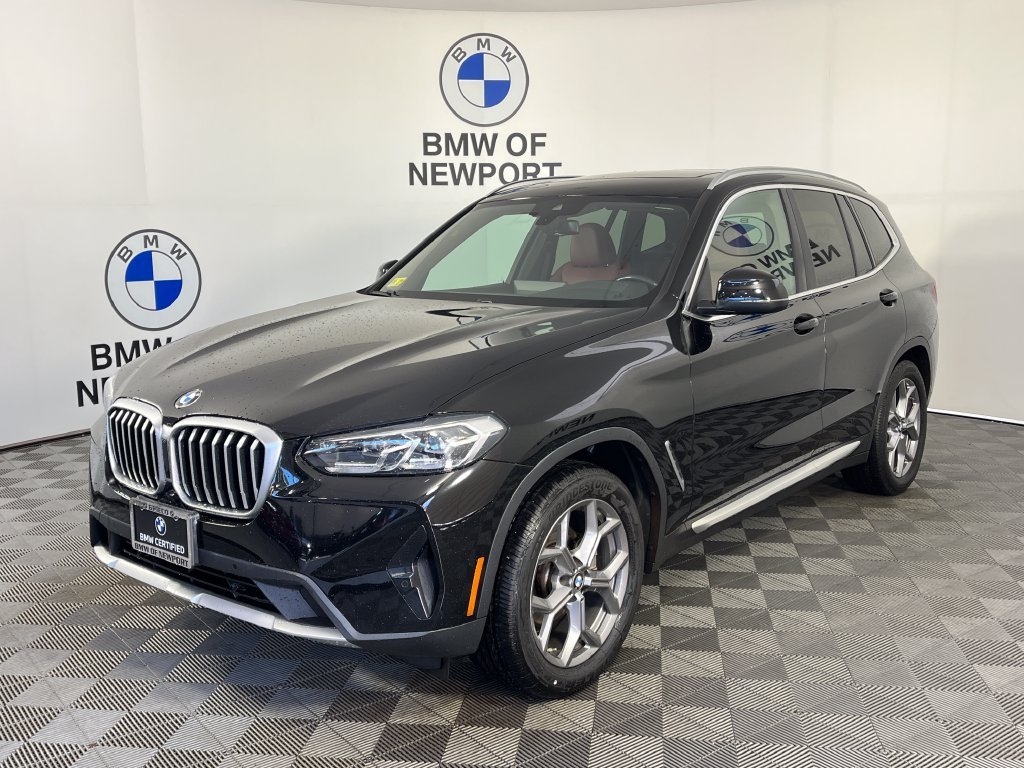 Used 2023 Black BMW xDrive30i image 3