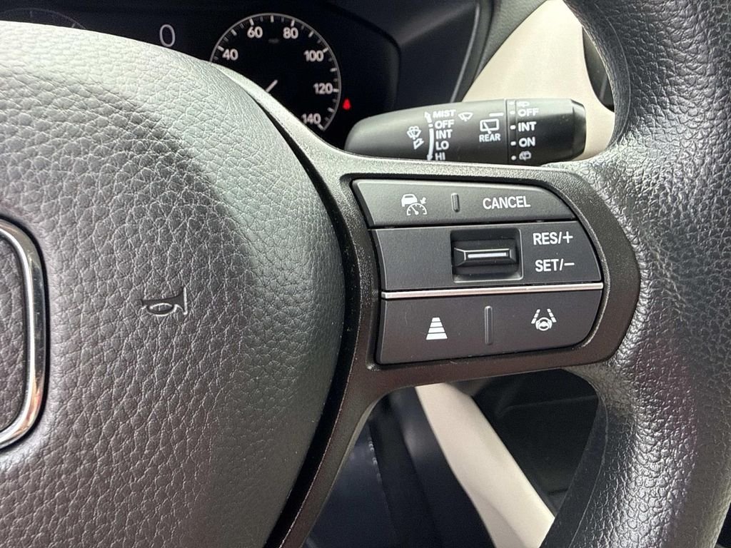 Used 2024  Honda LX image 34