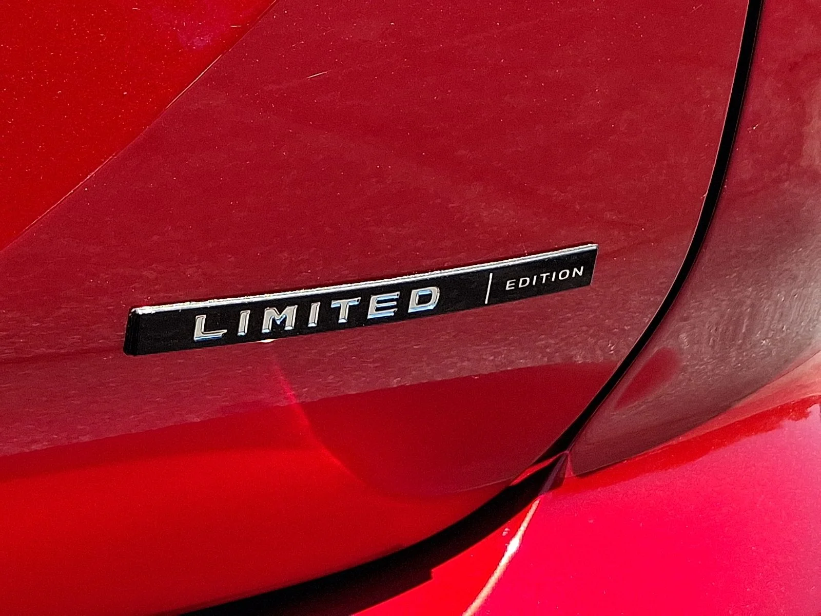 New 2026 Red Mitsubishi LE image 22