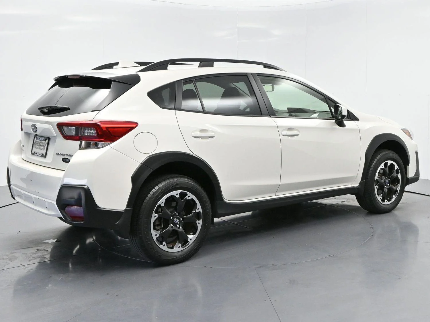 Used 2023 Crystal White Pearl Subaru Premium image 7