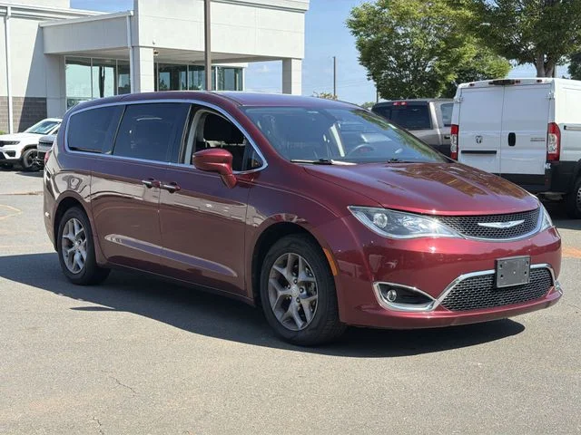 Used 2018 Red Chrysler Touring Plus image 14