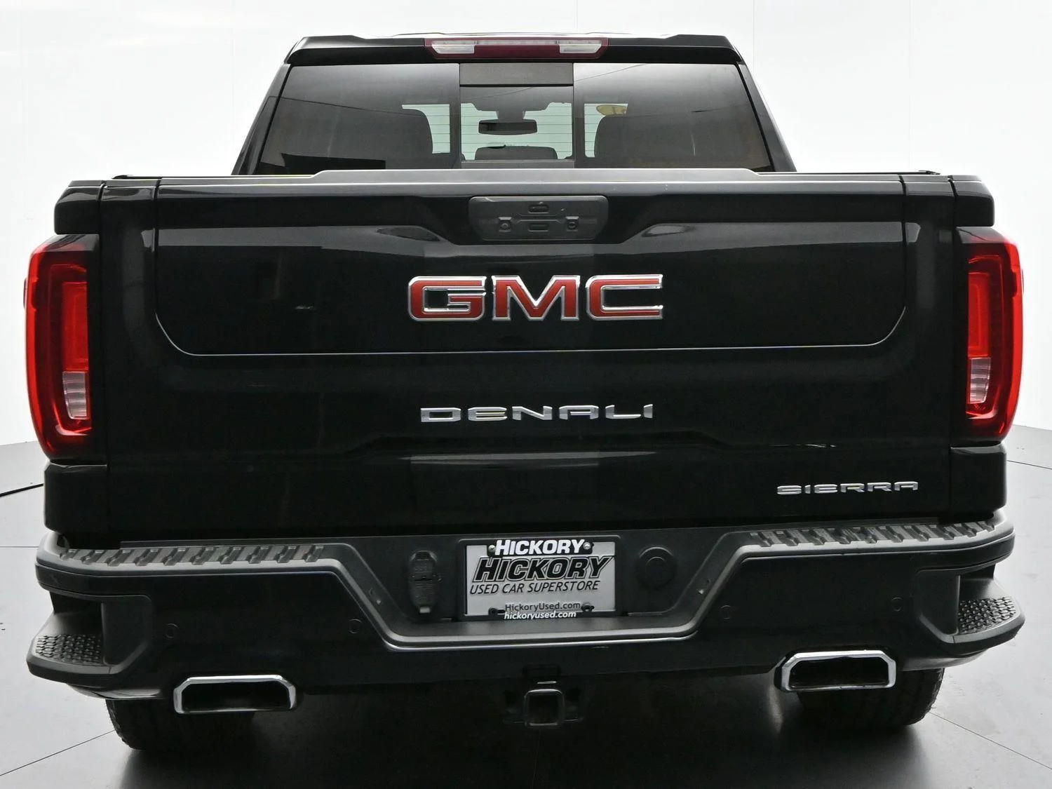 Used 2021 Onyx Black GMC Denali image 6