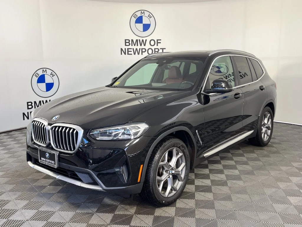 Certified Used 2023 Jet Black BMW xDrive30i image 3
