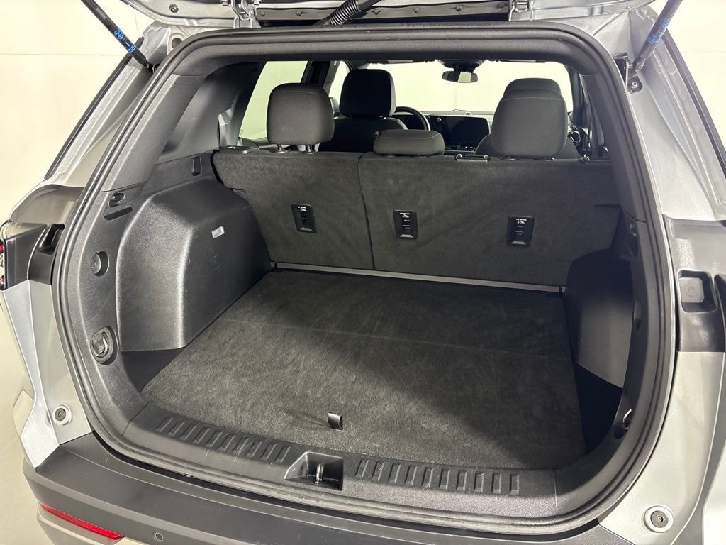 Used 2025 Gray Chevrolet LT image 20