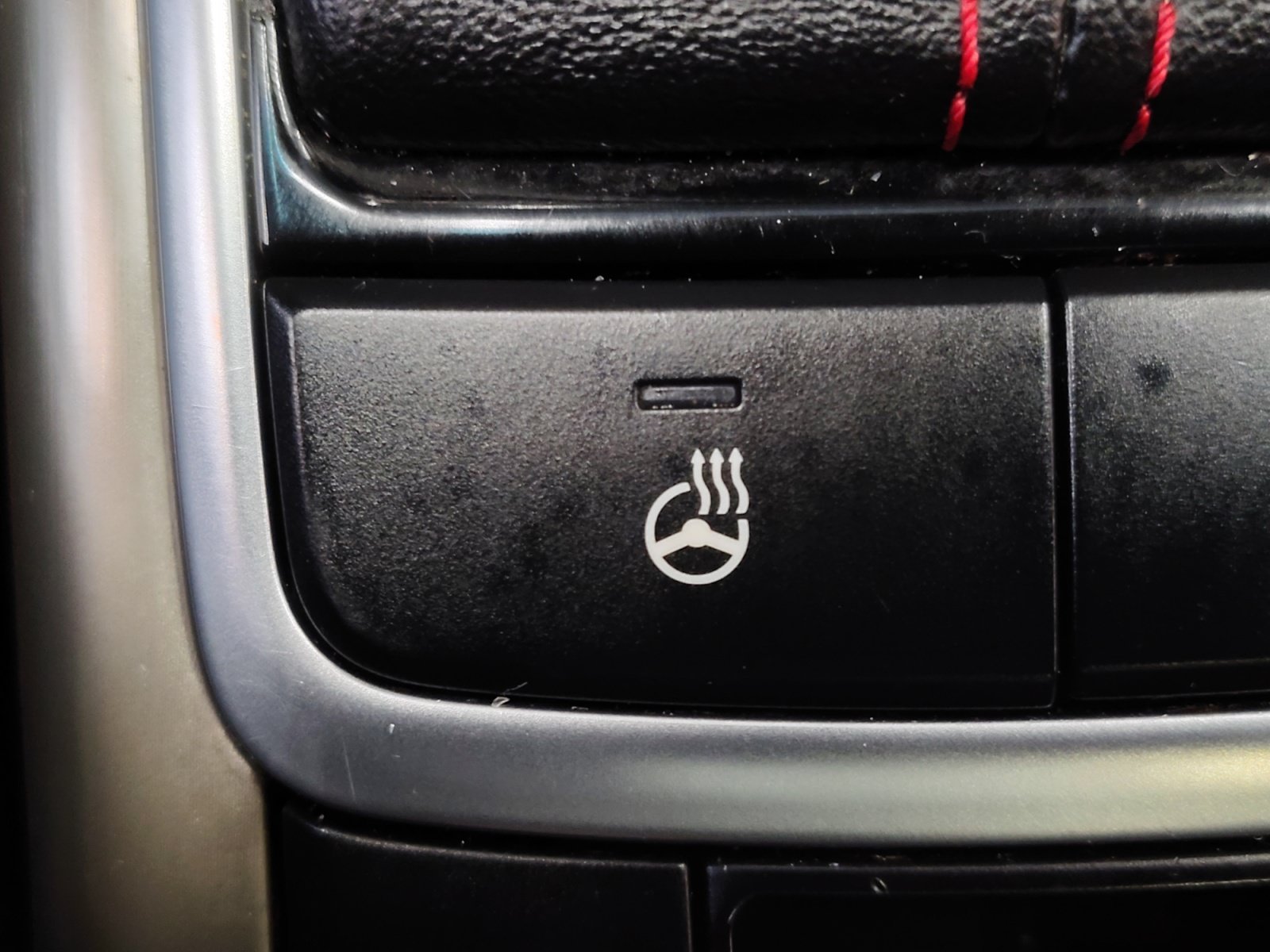 Used 2019 Ebony Black Kia SX image 25