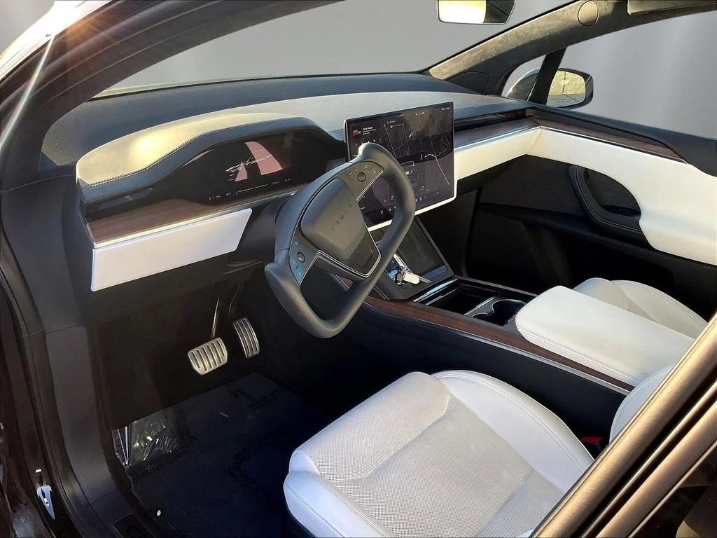 Used 2023 Black Tesla Standard Range image 16