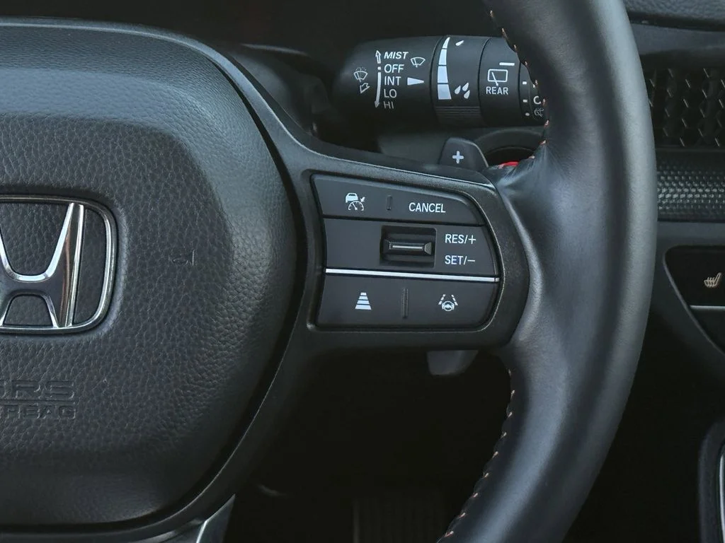 Used 2025  Honda Sport image 16