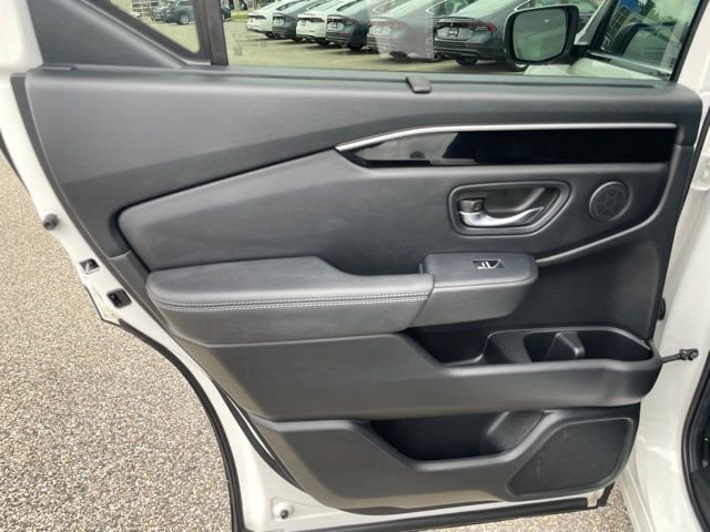 2023 Honda Pilot Touring - Photo 29