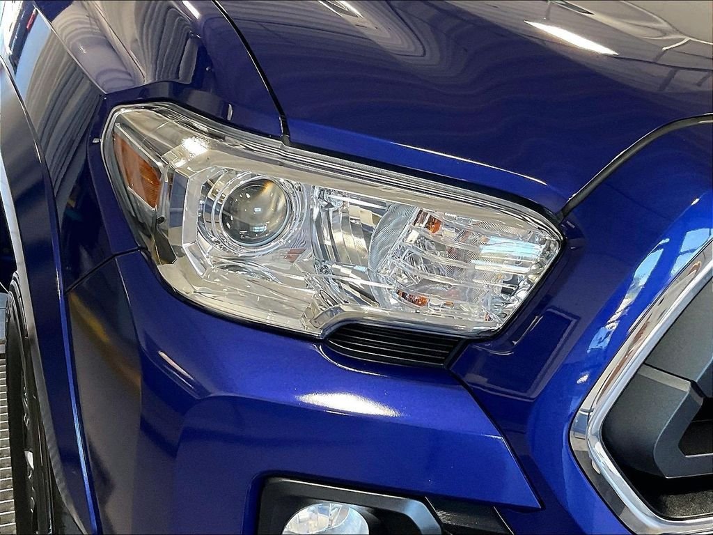 Used 2023 Blue Toyota SR5 image 33