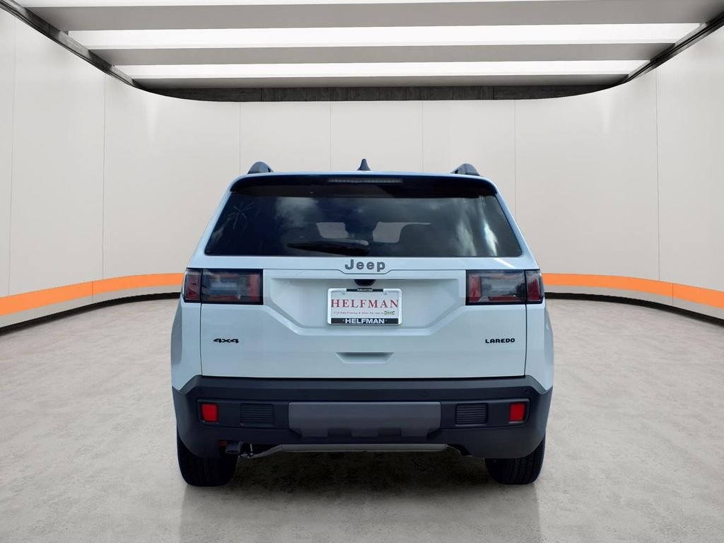 New 2026 Bright White Clear-Coat Exterior Paint Jeep Laredo image 5
