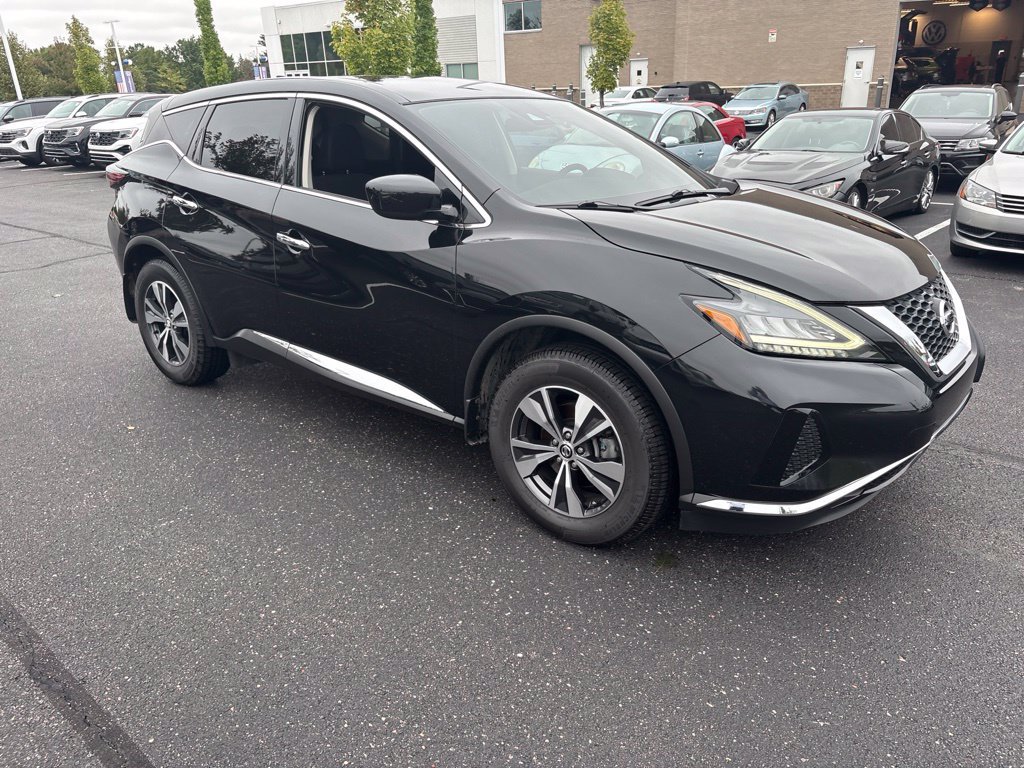 Used 2022 Black Nissan S image 12