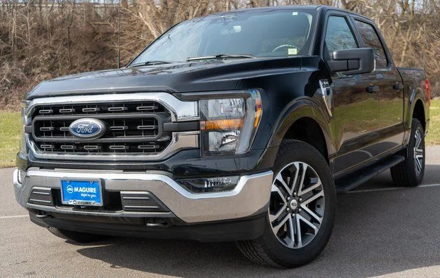 Used 2023 Black Ford XLT image 1