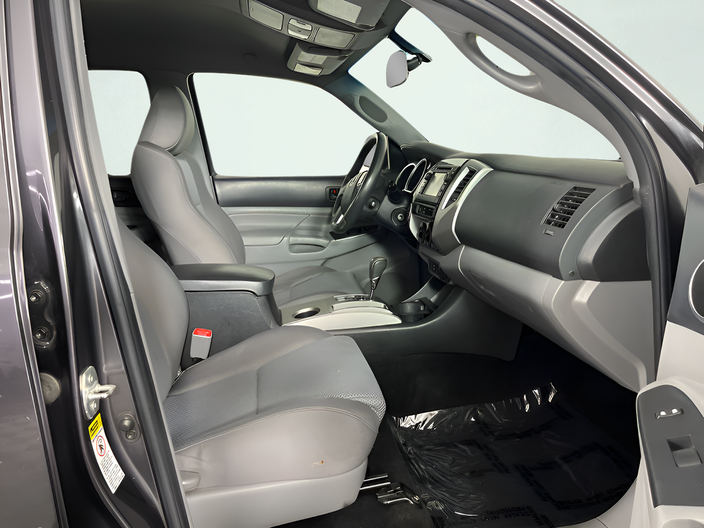 2013 Toyota Tacoma Base - Photo 14