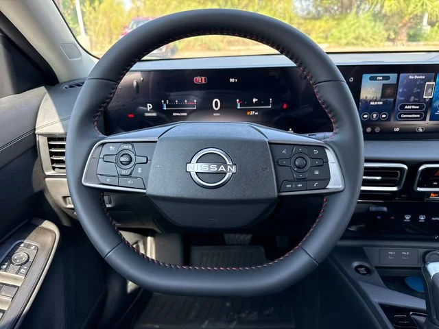 New 2027 Atlantic Gray Metallic / Super Black Two-tone Nissan SR image 16