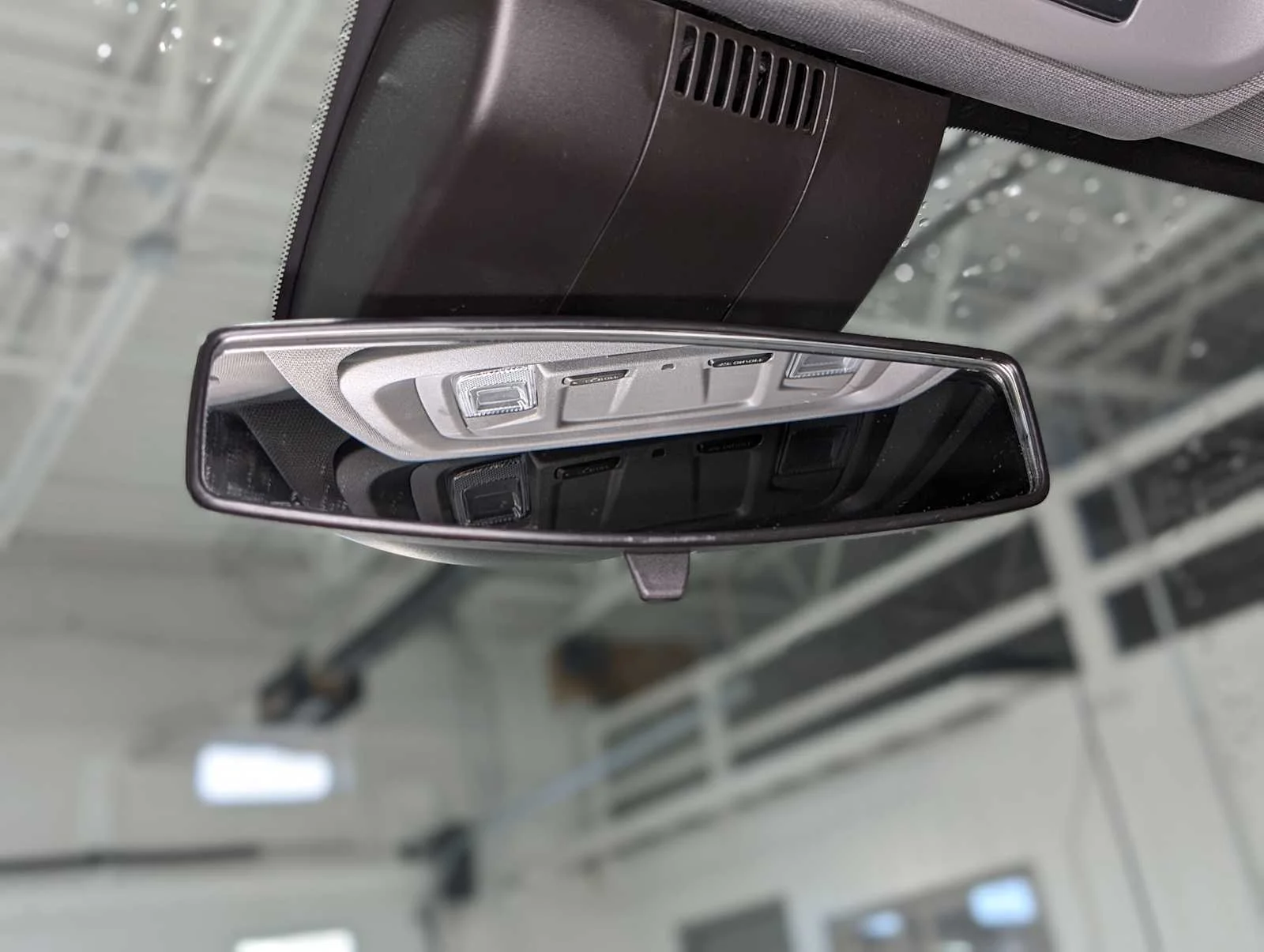Used 2022 Summit White GMC Pro image 31