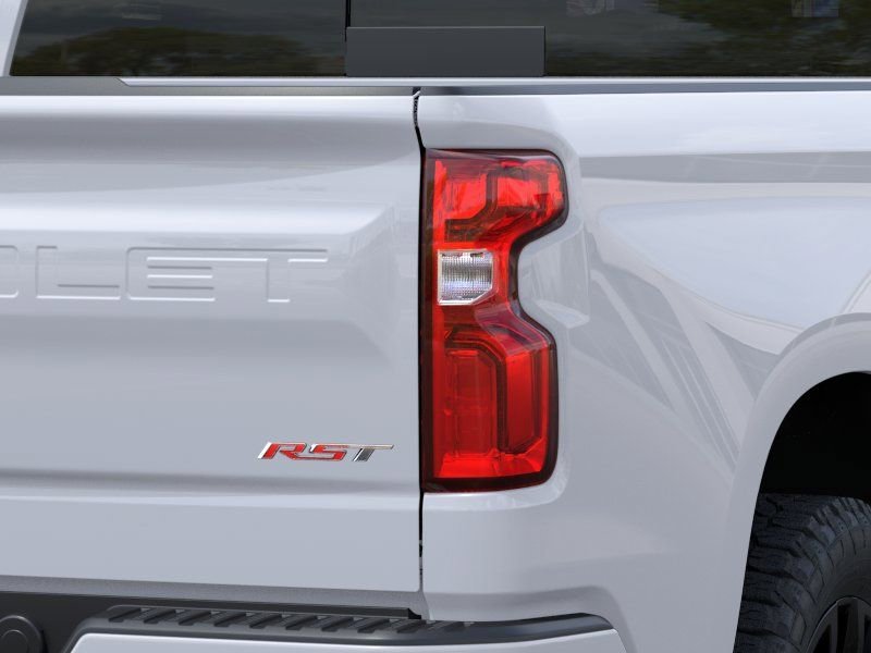 New 2026 Summit White Chevrolet RST image 11
