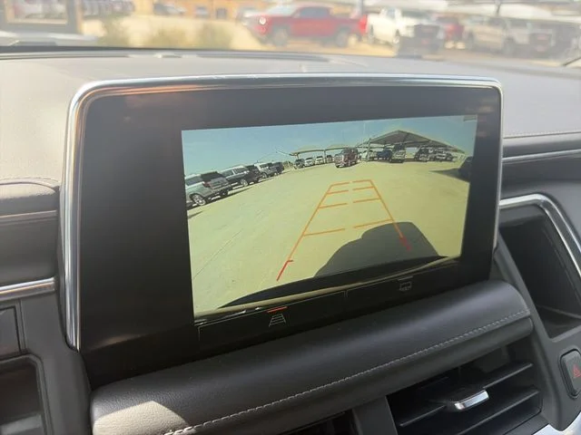 Used 2022 Black GMC SLE image 18