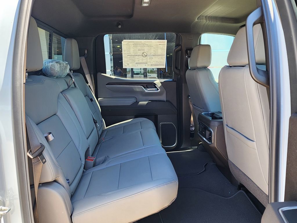 2026 GMC Sierra 1500 SLT - Photo 44