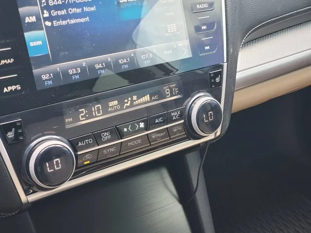 Used 2018 Crystal White P Subaru Premium image 17