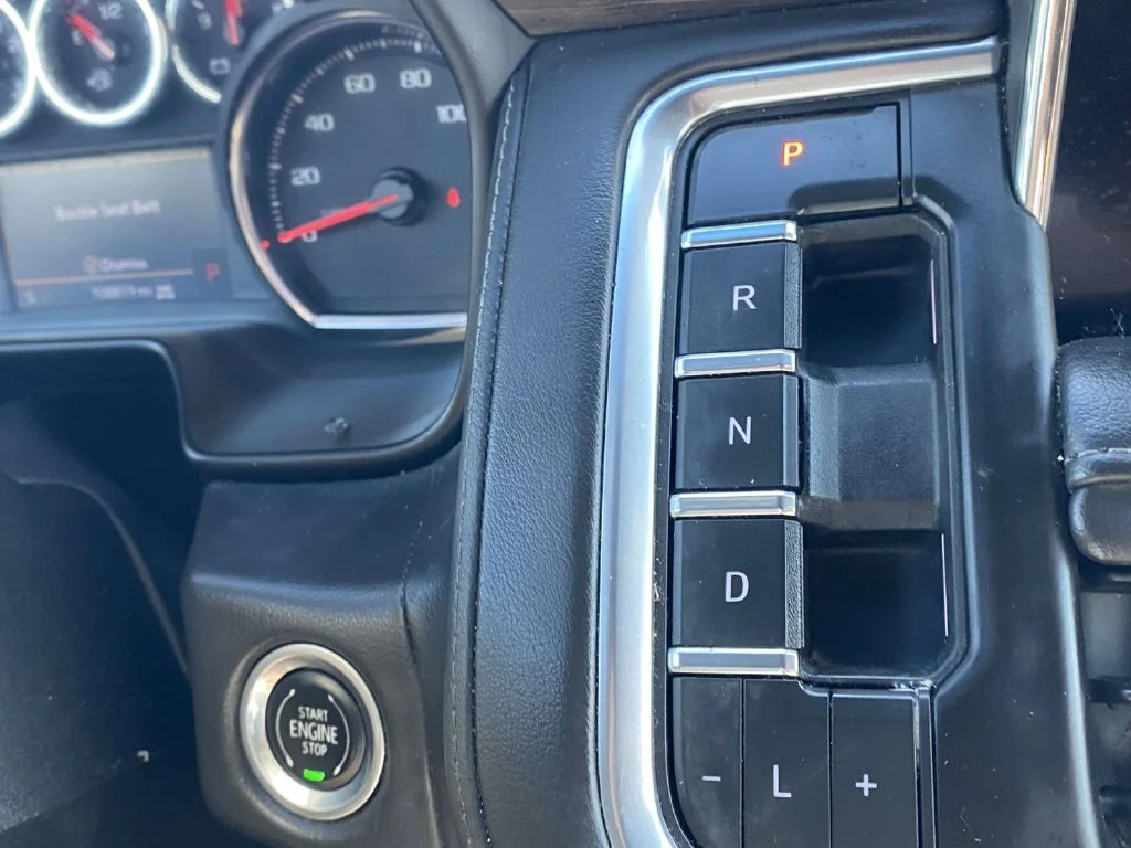 Used 2021 White Chevrolet LS image 27