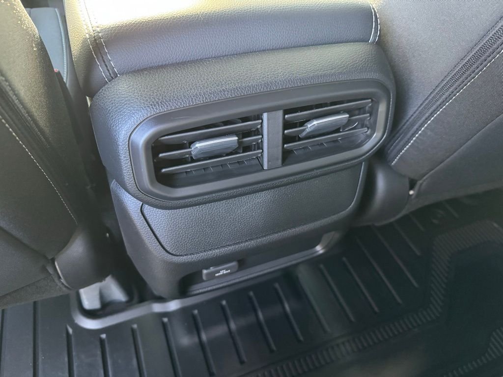 2025 Honda Ridgeline Sport - Photo 8