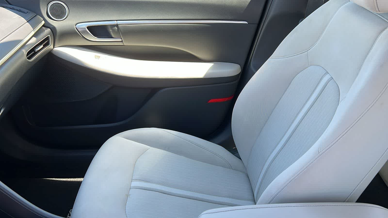 Certified Used 2023 Onyx Black Hyundai SEL image 12