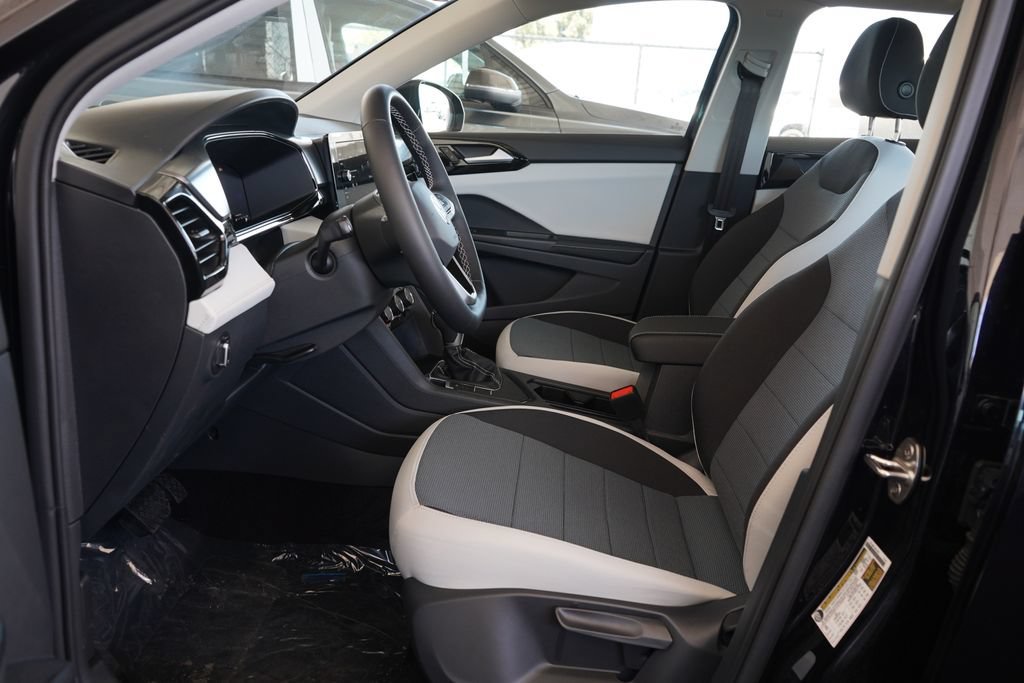 New 2026 Deep Black Pearl Volkswagen 1.5T S image 6
