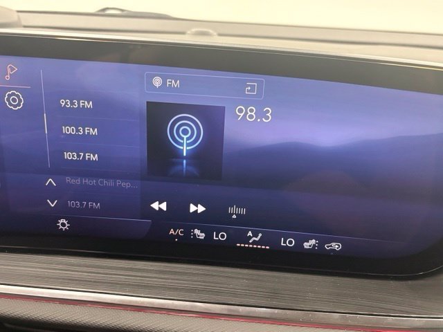Used 2025 Red Buick Preferred image 37
