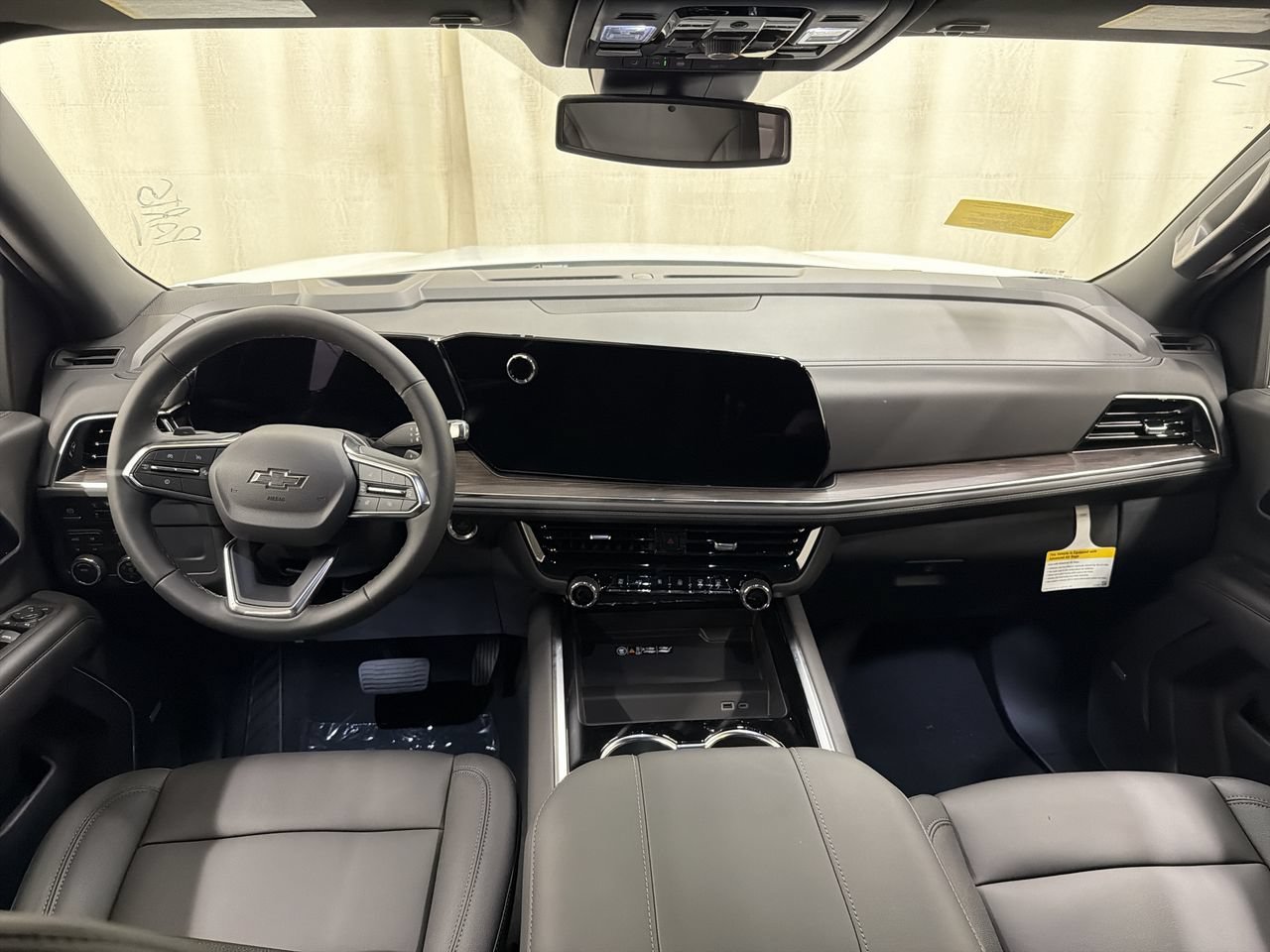 New 2026 Summit White Chevrolet Z71 image 13