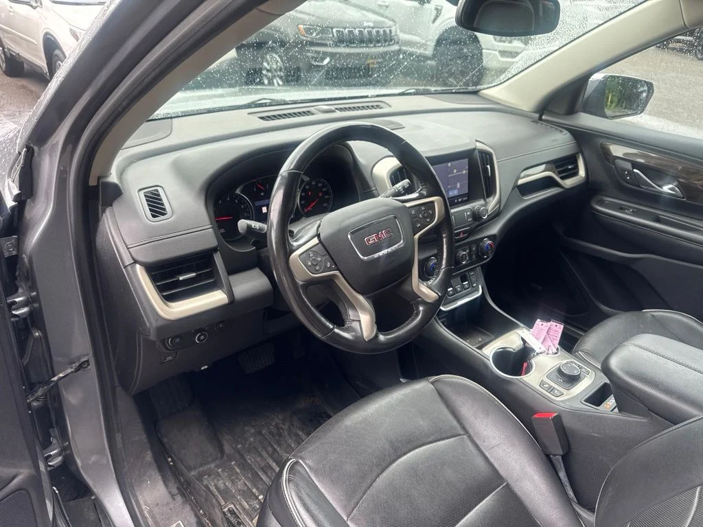 Used 2019 Gray GMC Denali image 16