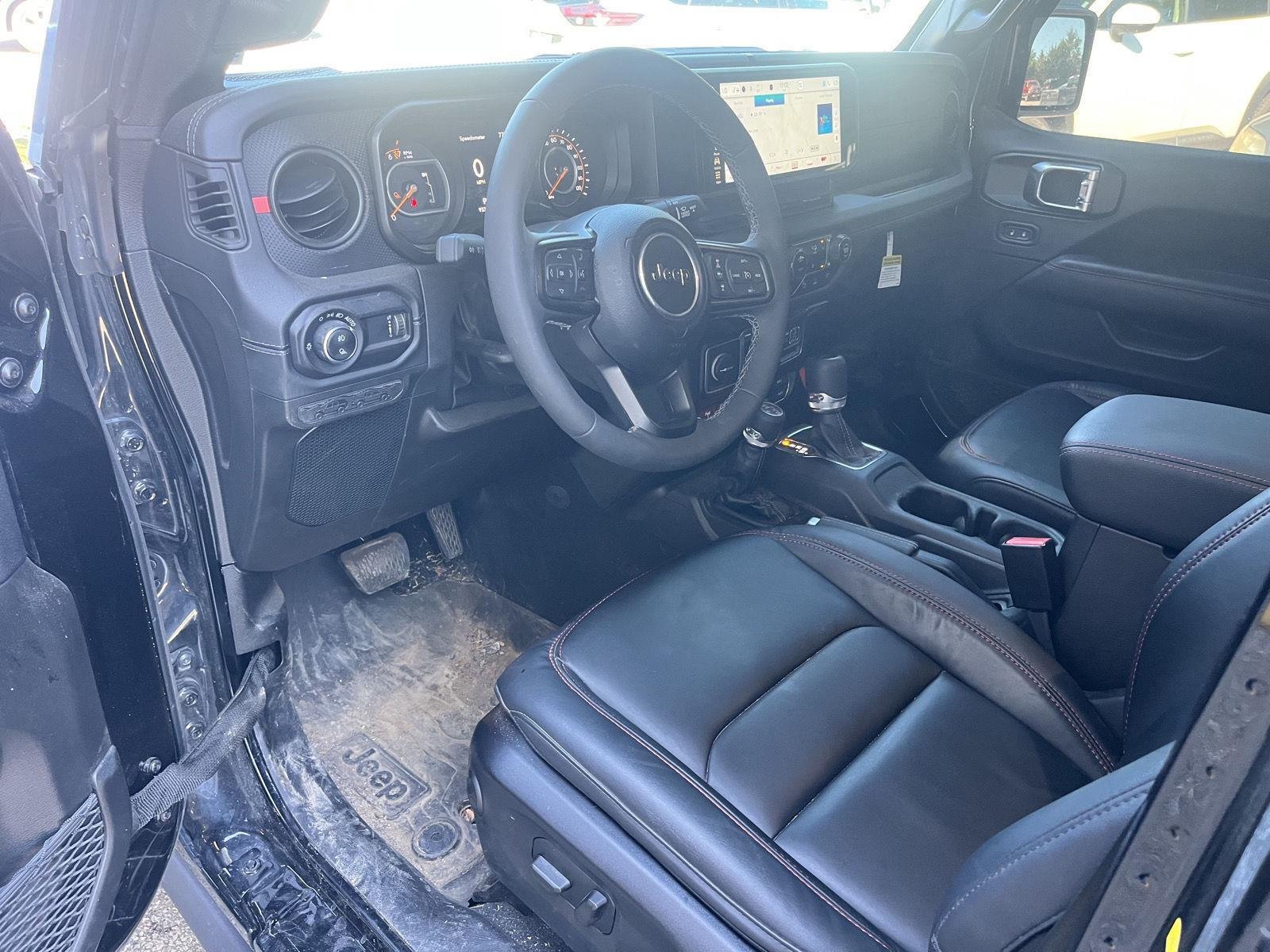 Used 2025 Black Clearcoat Jeep Rubicon image 10
