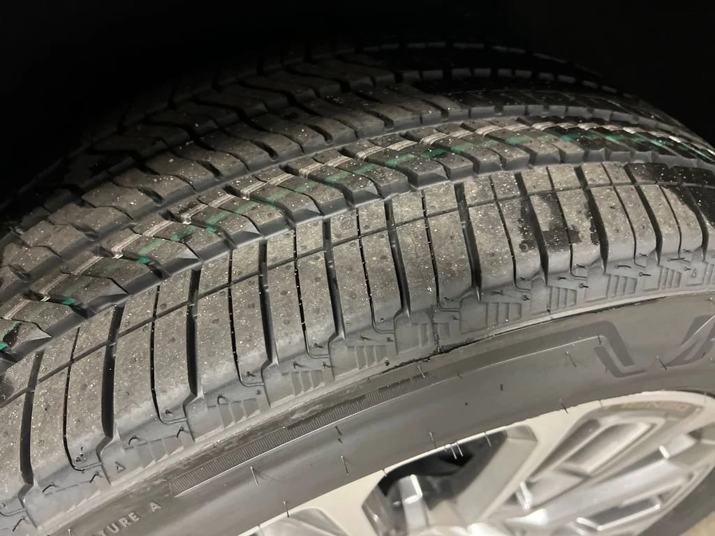 2026 GMC Yukon XL Denali - Photo 10