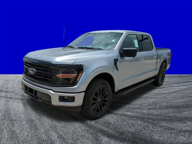 New 2026 Iconic Silver Metallic Ford XLT image 8